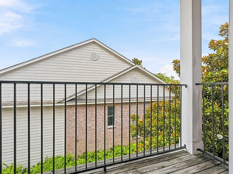 2913 Crawford St — Photo 21