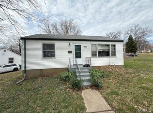 7500 Haywood Dr, Saint Louis, MO 63133