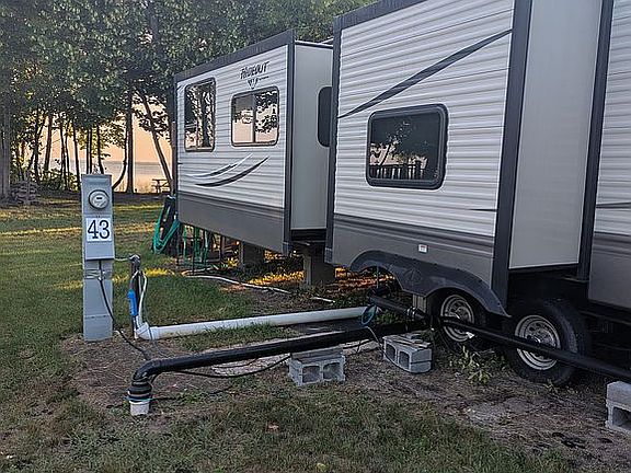 3rd image of 49670 Rogers Rd NE #43