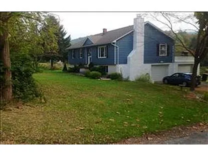 54 Walsh Rd photo 1