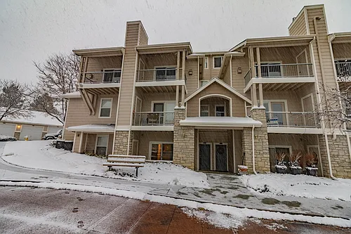 3945 Landings Dr Photo 1