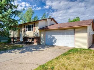 807 Beech St, Gillette, WY 82716