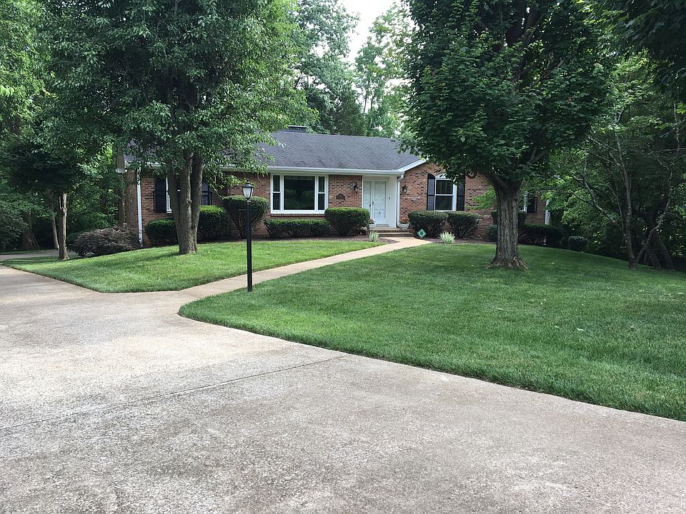 Front Driveway View