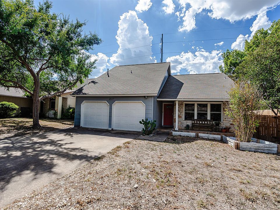 1st image of 4817 Pelham Dr