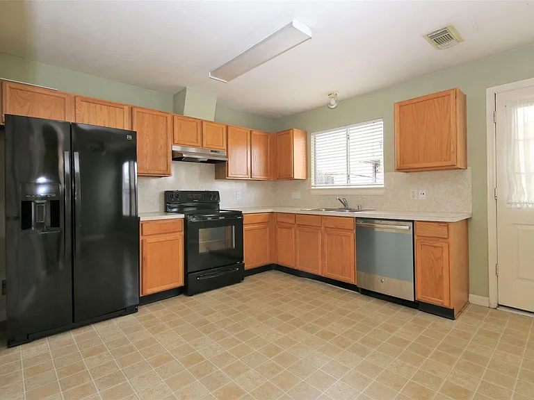 11735 Alief Clodine Rd #22 — Photo 8