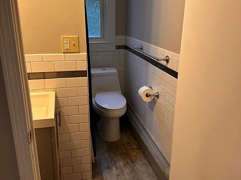 325 Tremont St #2R — Photo 9