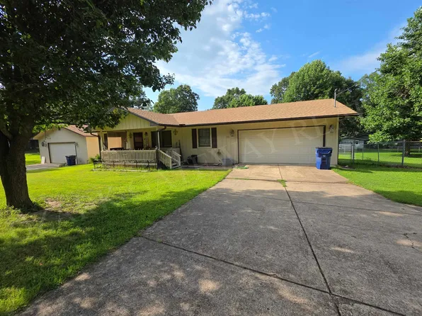 113 Pottawattamie Dr, Cherokee Village, AR 72529