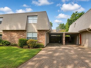 4150 Crow Rd, Beaumont, TX 77706