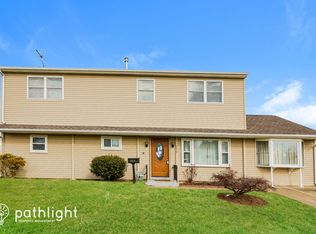 229 Suffolk Rd, Fairless Hills, PA 19030