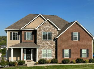 8242 Equinox Ln, Powell, TN 37849