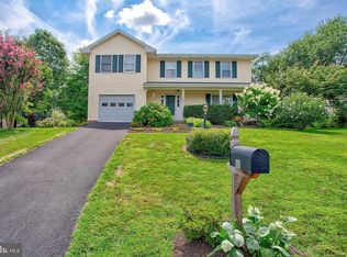 108 Peach Tree Ct, Hamilton, VA 20158