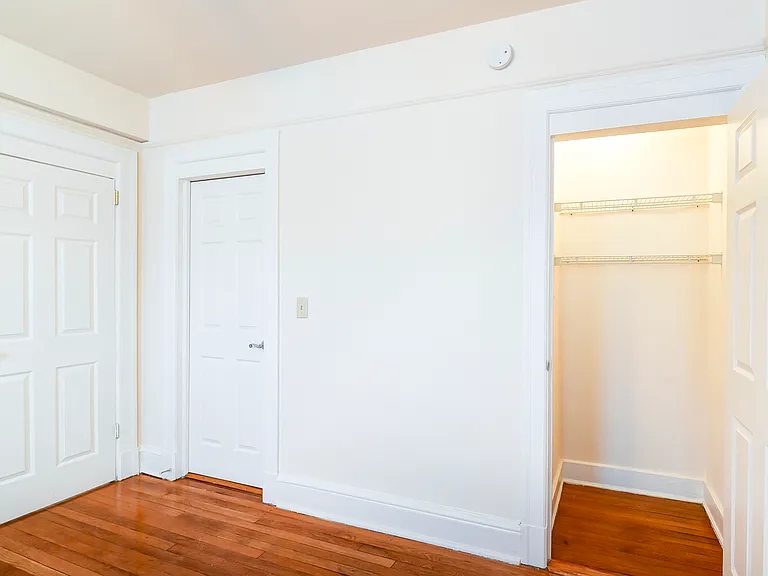 Wakefield Hall — Photo 10