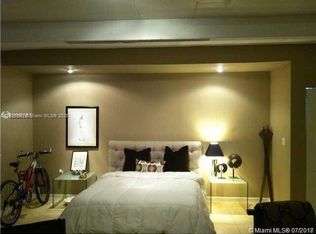 8950 NE 8th Ave APT 504, Miami, FL 33138