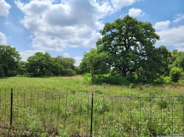 4500 Sweet Home Rd, Seguin, TX 78155