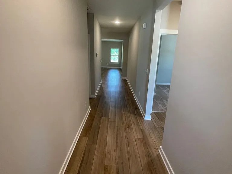 459 Troubadour Ln — Photo 3