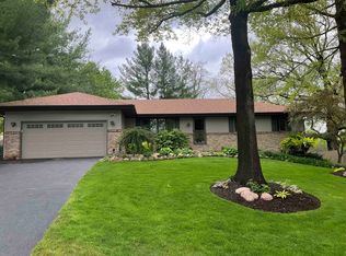 7618 Moss Canyon Rd, Cherry Valley, IL 61016