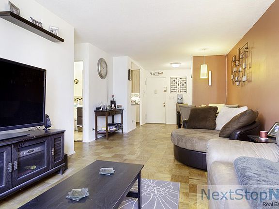 2nd image of 245 E 54th St APT 17N
