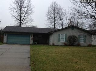 5149 Winslow Dr, Mineral Ridge, OH