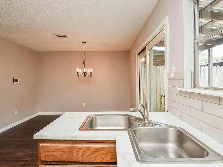 5809 Village Forest Ct — Photo 12