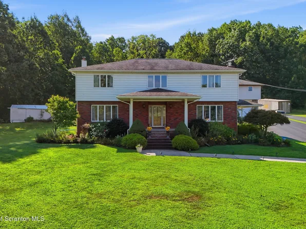 19 Demark Rd, Pittston, PA 18640