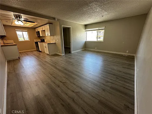 710 W Washington Ave Photo 1