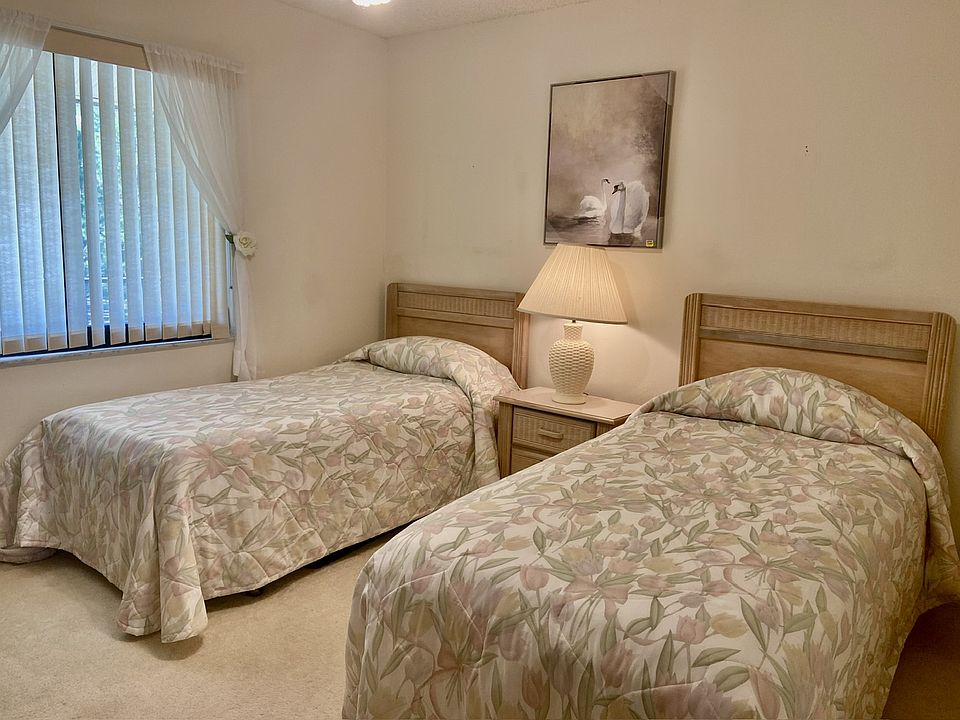 1st image of 5716 Deauville Cir