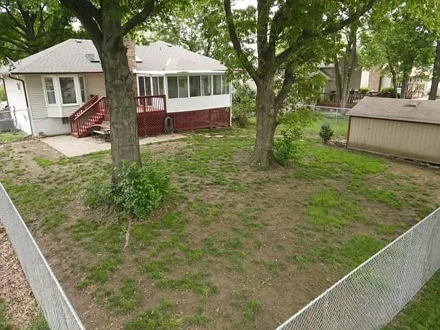 6308 Greenwood St — Photo 16
