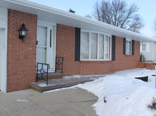 707 N Vine St, West Union, IA 52175