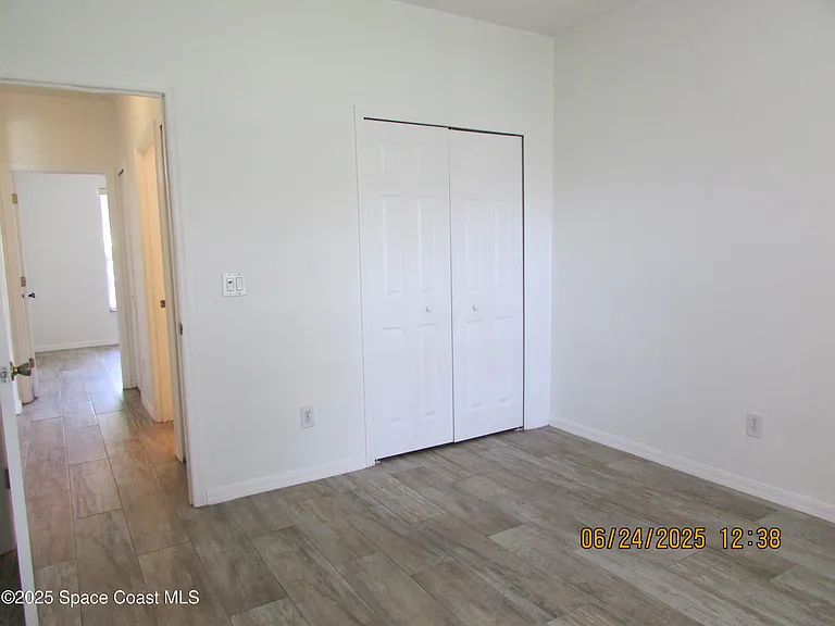 4192 Collinwood Dr — Photo 26