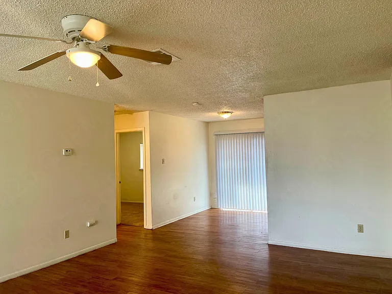 4942 Grey Hawk Dr — Photo 5