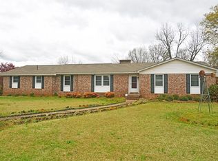 416 Northside Dr W, Greenwood, SC 29649