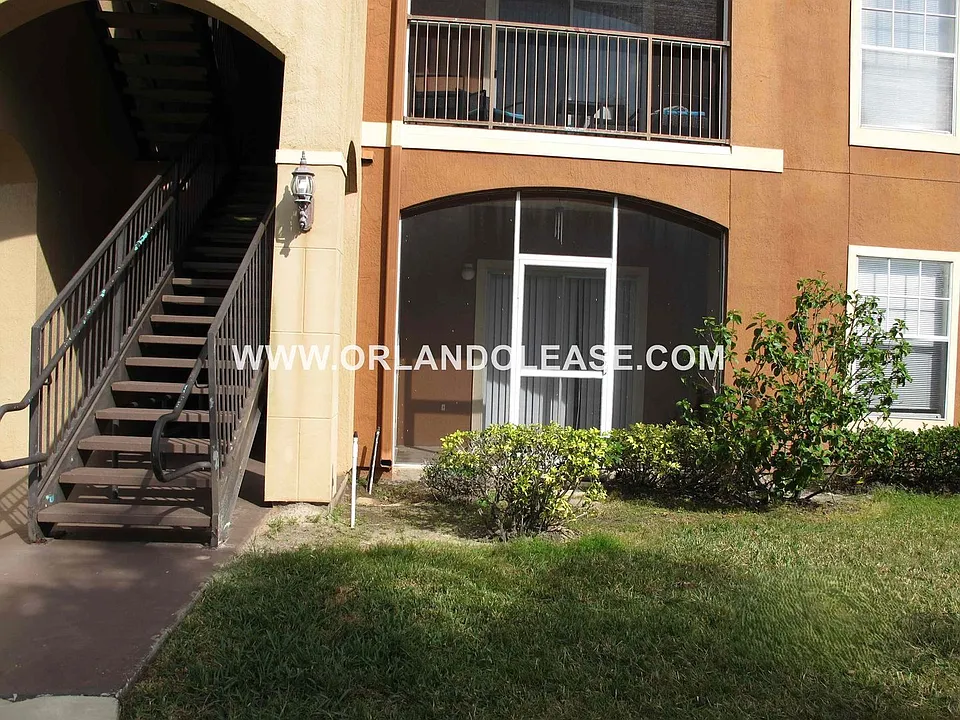 5536 Metrowest Blvd #8201