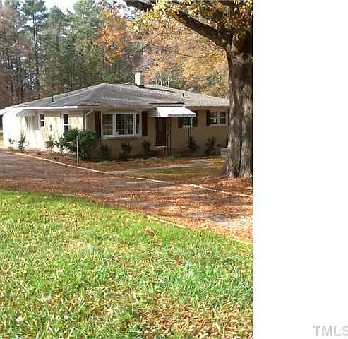 1st image of 3520 Esther Dr