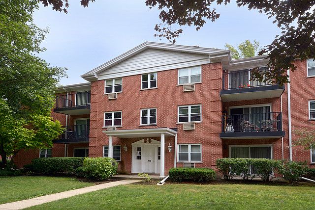 1st image of 819 E Miner St Unit 1D