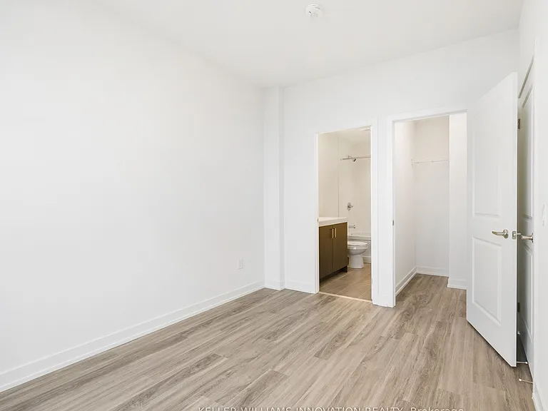 1010 Dundas St E #524 — Photo 8