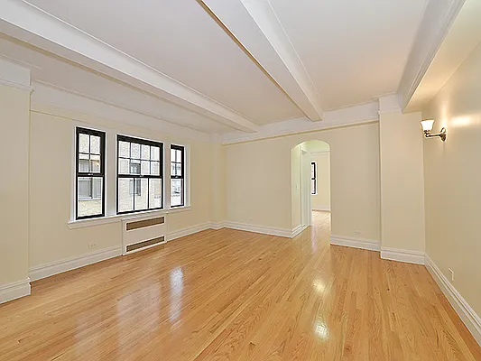 Rented by Cooper & Cooper Real Estate | media 8