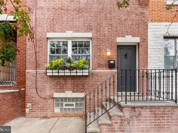 2613 Christian St, Philadelphia, PA 19146