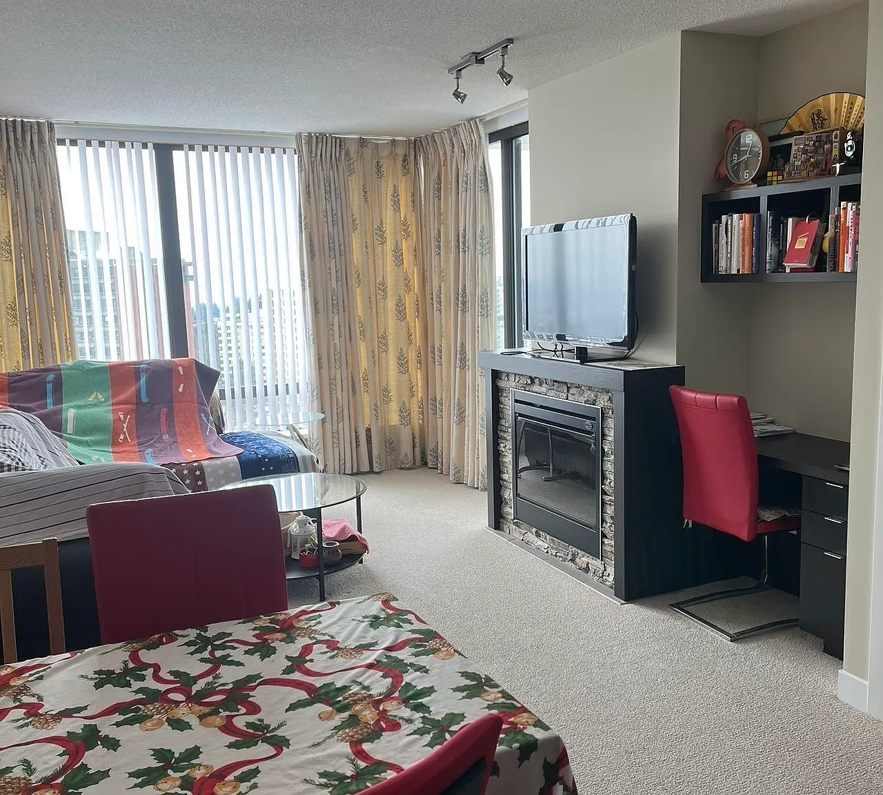 1 bed, 650 sqft, $2,300 — Photo 3