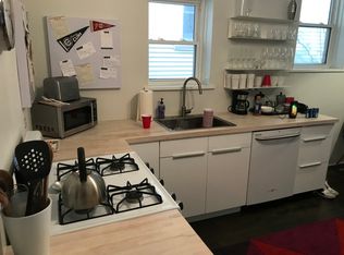 1133 W George St, Chicago, IL 60657