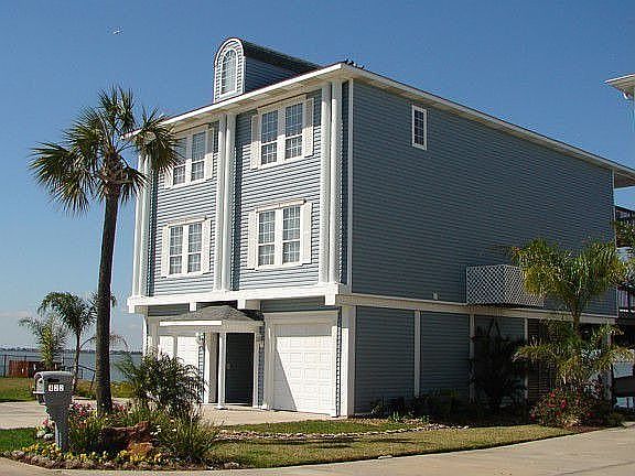 1st image of 426 Sunset Cir