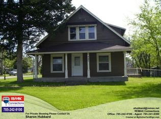721 N Broadway St, Lacygne, KS 66040