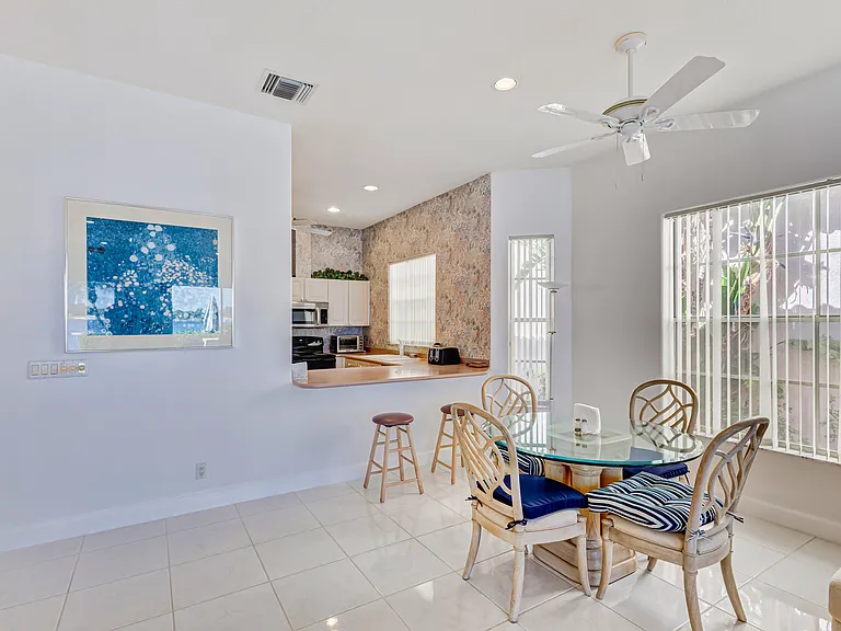 919 Augusta Pointe Dr — Photo 18
