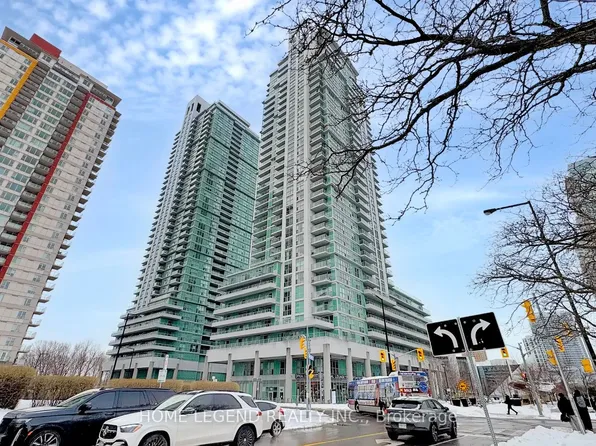 70 Town Centre Ct #1002, Toronto, ON M1P 0B2