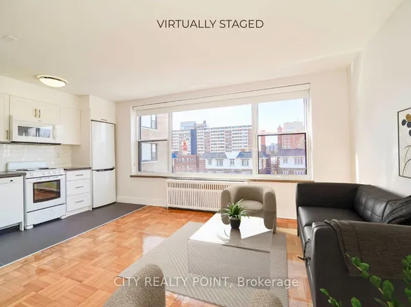 1545 Bathurst St, Toronto, ON