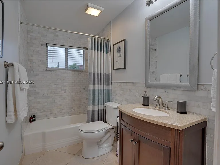 1660 NE 26th Ave — Photo 16
