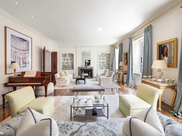 775 Park Avenue image 2 of 20