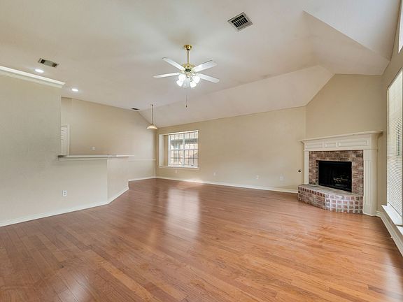 5th image of 1152 Taylor Ln