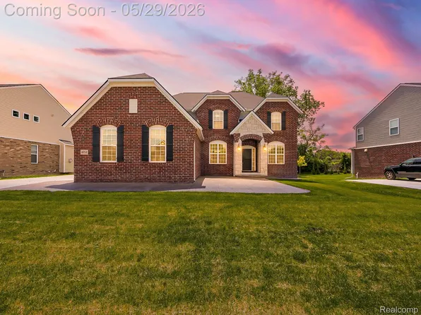 4054 Jayden Ct, Sterling Heights, MI 48314