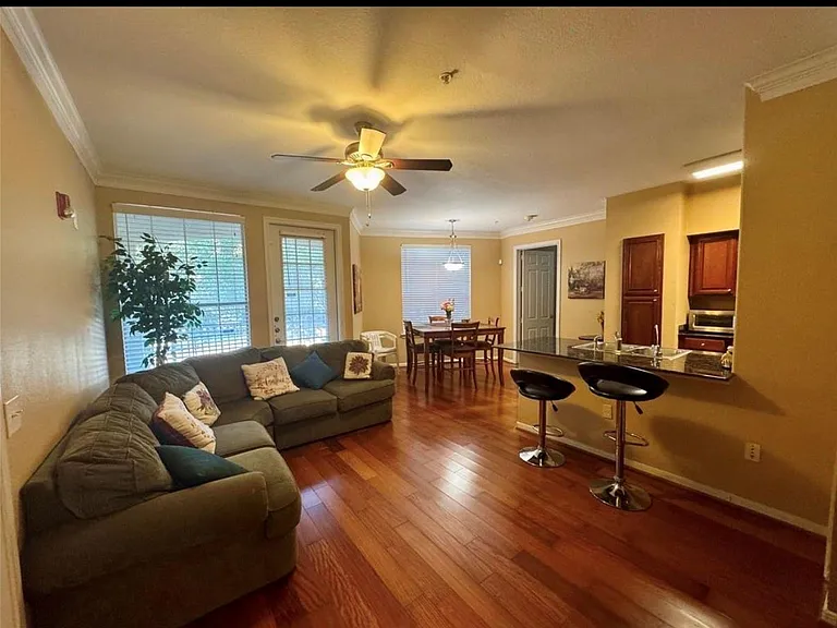 7575 Kirby Dr #1113 — Photo 4