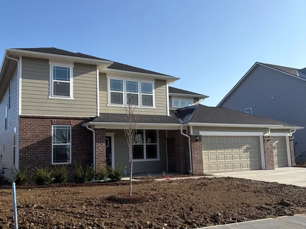 8354 Goodwin Dr, Zionsville, IN 46077